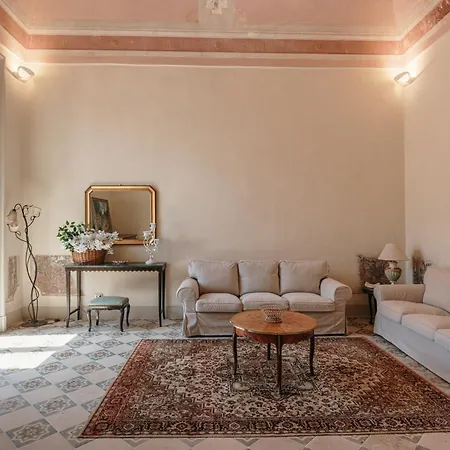 Palazzo Donna Maria Lägenhet