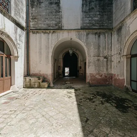 Palazzo Donna Maria Lejlighed