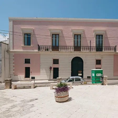 Palazzo Donna Maria Castiglione d'Otranto