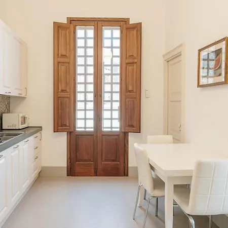Lejlighed Palazzo Donna Maria