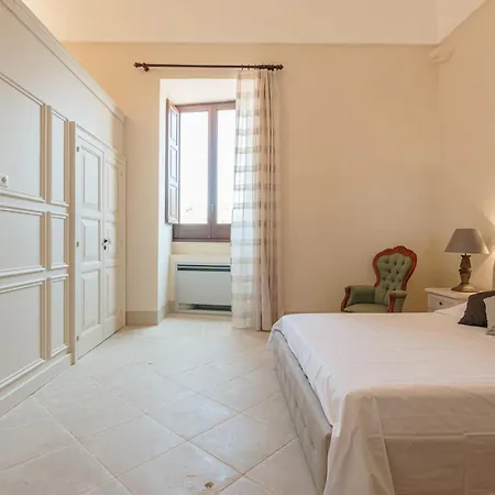 Palazzo Donna Maria Lejlighed *