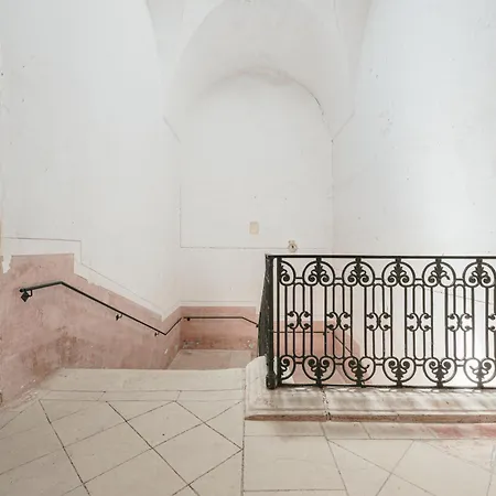 Palazzo Donna Maria *